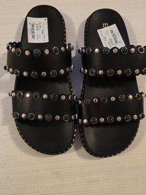 BCBG NWOB Black & Gold Studded Double-Strap Slide Sandals Size 7.5